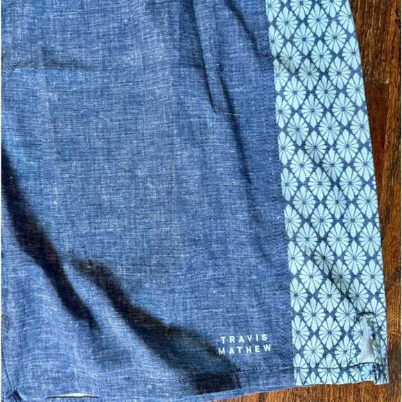 Travis Mathew XL Men’s Swim Trunks LIKE NEW EUC - Picture 4 of 4